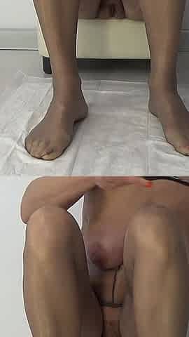 I'm Peeing on Legs in Nylon Tights