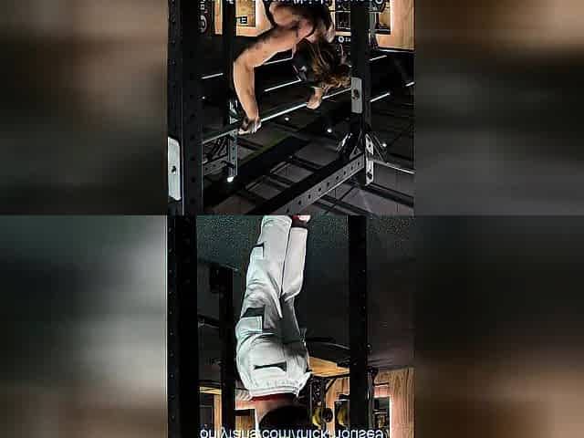Muscle Mom Pull-Up: Virgin Cunt Flash Gym Live
