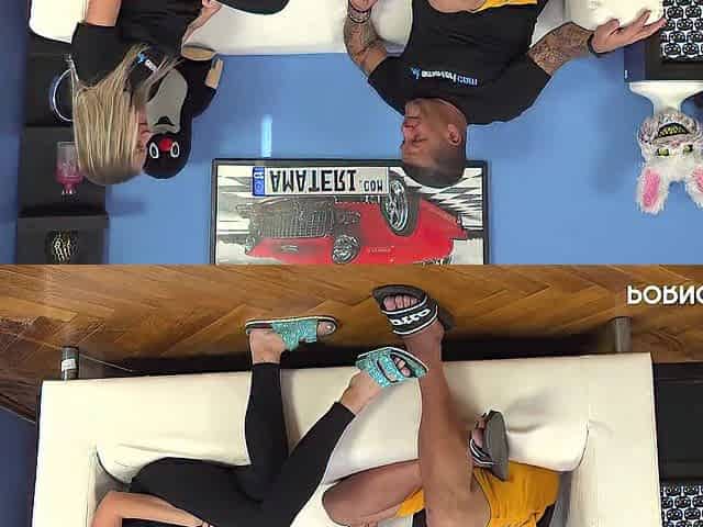 Sexy blond mother i'd like to fuck is a little nervous