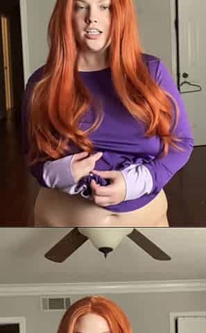 Daphne Fucks Her Pretty Pussy for You