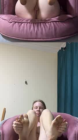 Hot MILF with Dirty Feet and Braces Is Going to Cum