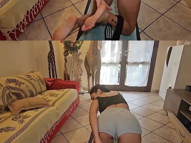 I Bother Her While She Trains with My Huge Cock.