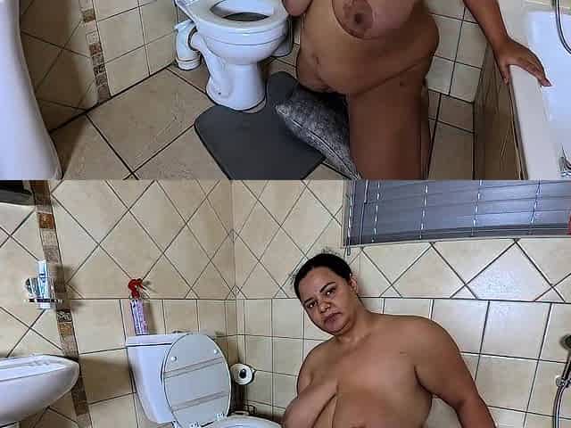 Playing with my bulky twat during the time that licking the throne-room