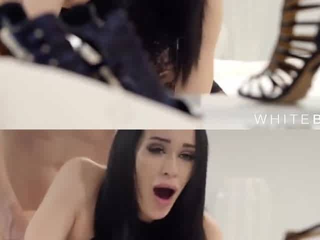 Treating Her Ass - Lola Bellucci