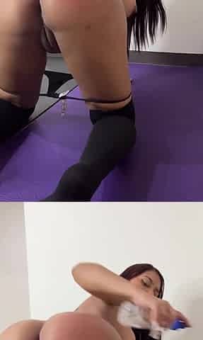 Oiled Ebony Amateur Riding High Speed Sex Machine For Multiple Orgasms