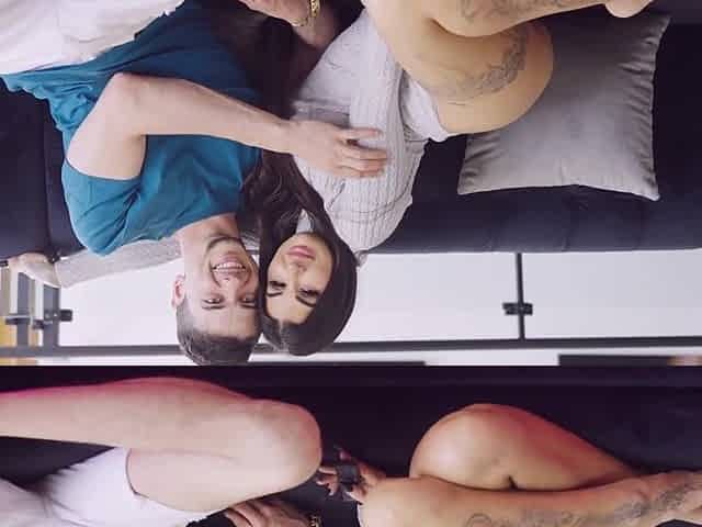 Lucky milf gets eaten out before he smashes her pussy on the couch