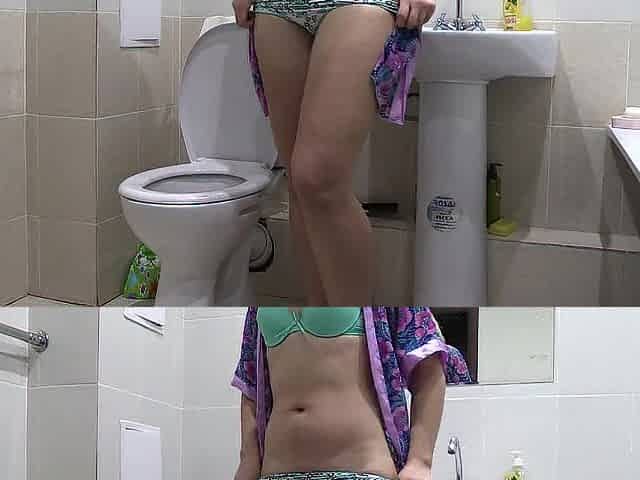 Pissing Close Up Curly Snatch Of Slender mother I'd like to fuck