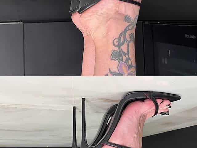 My Pretty Long Toes with Black Toenails Polish in High Heels Mules Sandals, 12 Cm Heel