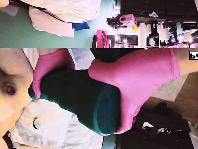 Siouxsie Q Trys to Fit the Whole Thing Inside of Him