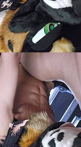 Amateur double cumshot after a doggystyle fucking