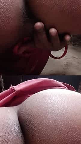 Desi Woman Masturbating