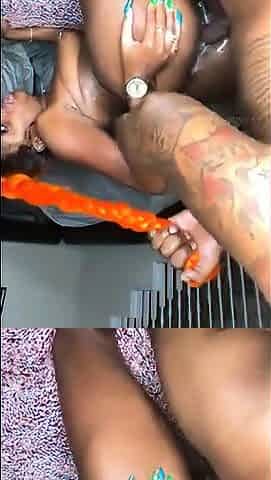 Sexy amateur masturbating and shows hot ass
