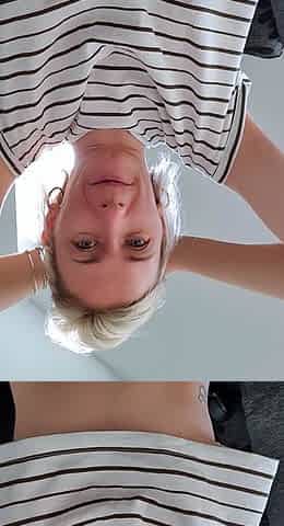 amateur blonde solo webcam