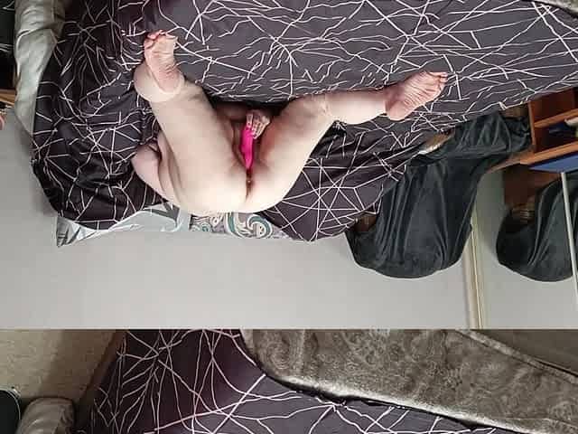 Girlfriend Masturbates Big Pussy With A Sex Toy