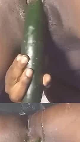 Nomination XXX the Cucumber Entry Well in My Pussy and Brings Milk to My Pussy,