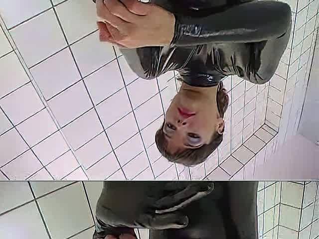 amateur vip ass masturbating on live webcam