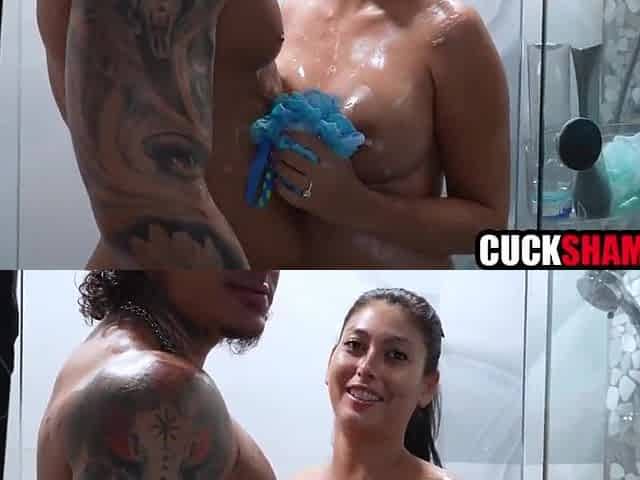 Cuck spouse records wife banging hunk stripper