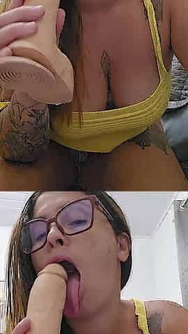 I was masturbating and I pour out a little fart.