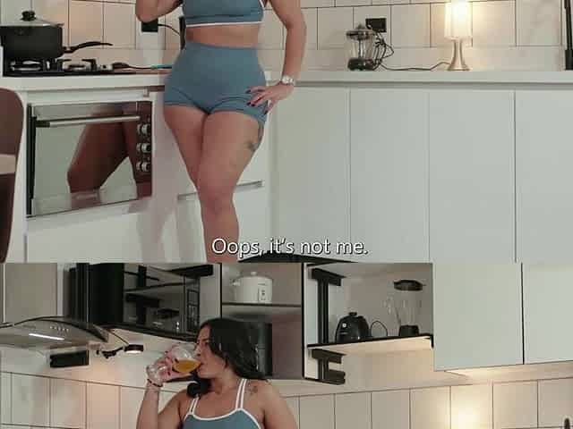 Large-bottomed cougar bangs her stepson in the kitchen