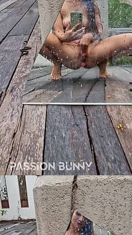 Nude Walking and Pissing Games