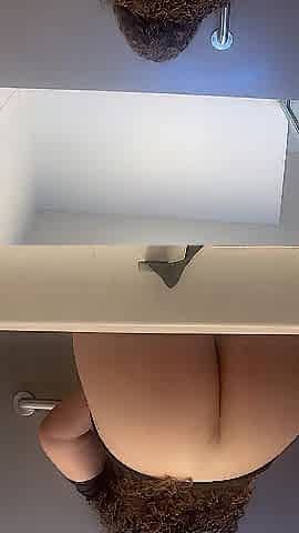 Lunch Break Booty Shaking and Masturbation