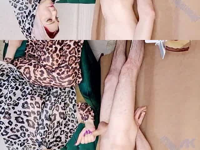 Arab Girl with Hijab Hand Job Her Step-s