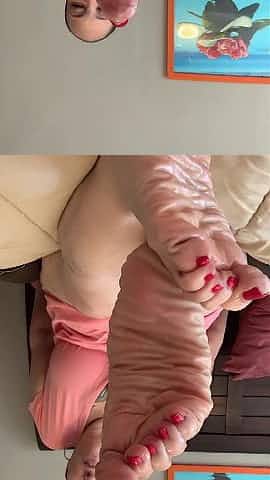 Latina mature bbw soles & ass part 2