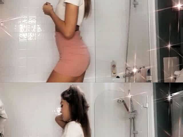 Petite small tit babe with perfect pussy masturbates