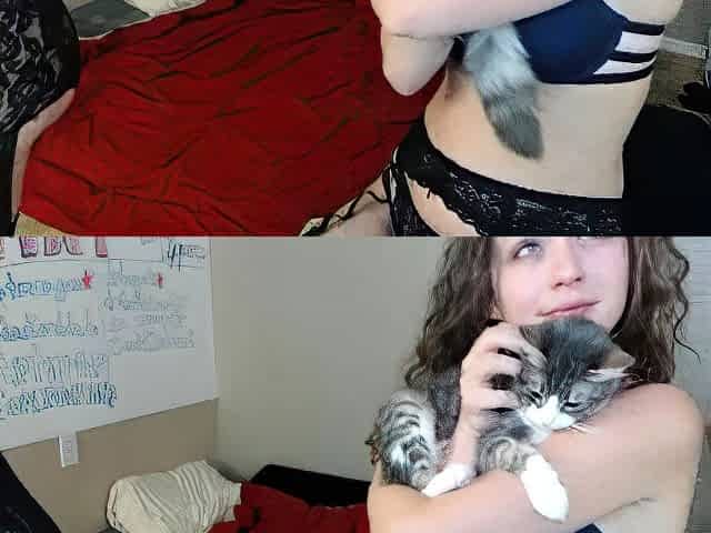 Beautiful blonde in stockings masturbating on cam