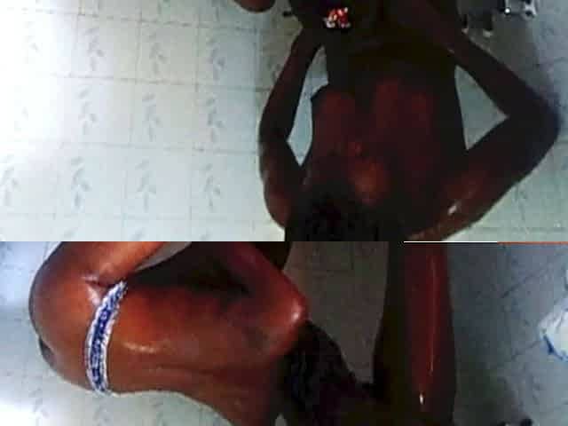 Hot 18yo Ebony Lesbian Tonguing Pussy