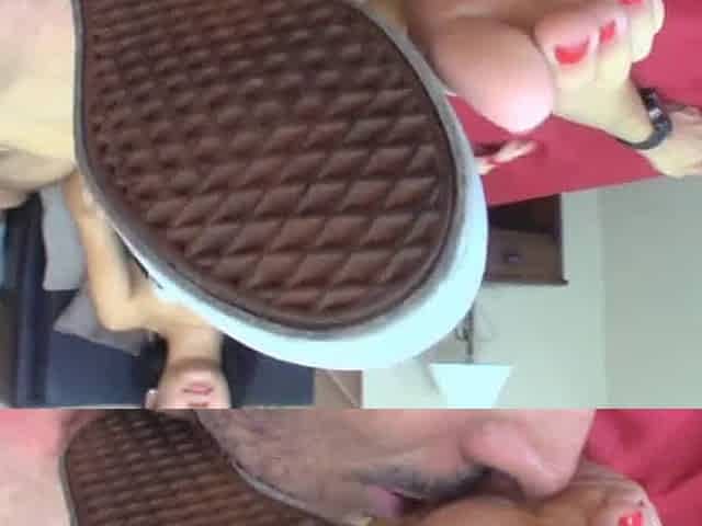 Hand job feet smelling