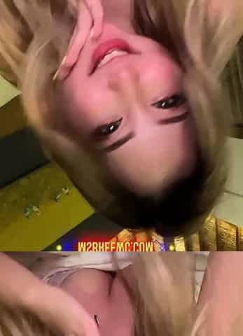 SWEATY ARMPIT LICKING AND DRIPPING HONEY ON THE PUSSY -