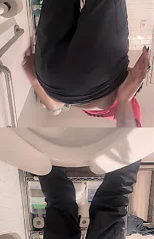 Black Peeing at work