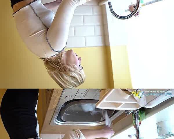Aston- Wilde - Kitchen Trouble