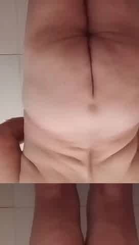 Mature Bathing Sends Video to Stepson by Mistake