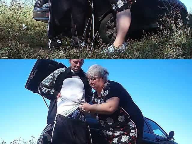 My Girlfriend Holds My Rod Whilst I Pee and Then Gives Me a Blow job in Outdoor