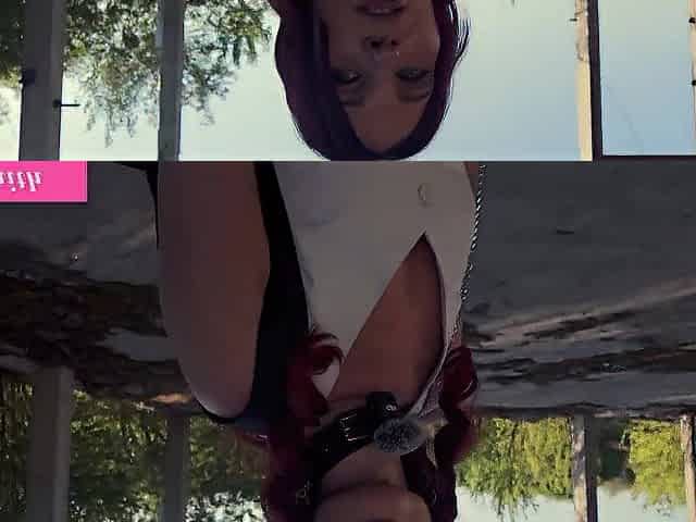 Jeny Smith caught by stranger in abandoned construction