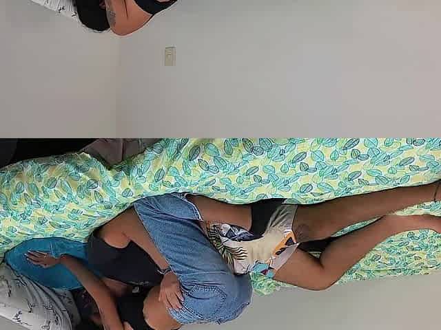 Nos calentamos y terminamos cogiendo con ORGASMO real