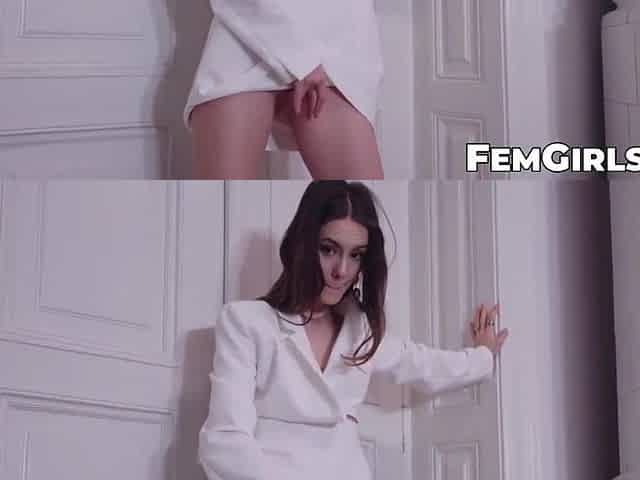 Pretty Brunette Is So Busy With Finger Fucking Herself - Liz Ocean