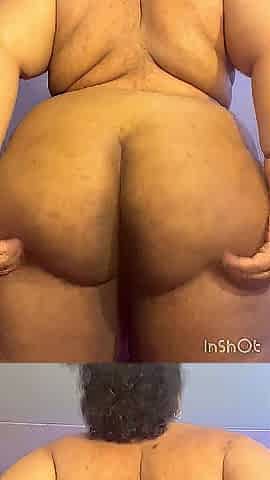 Musky jock balls and booty come sniff