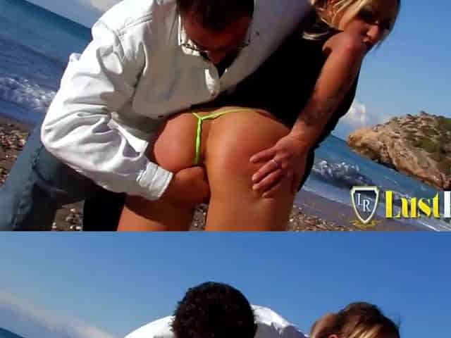Yielding golden-haired honey screwed by thick dick