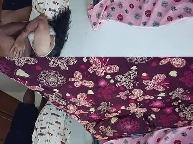 Desi Aunty Showing Boobs and Pussy Wow Nice Pussy