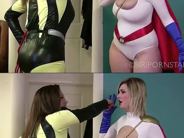 Cosplay Lezbos Siri Pornstar And Dayna Vendetta ding-dong Bang