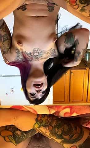 Young amateur teen in solo masturbation getting kinky