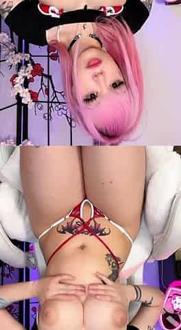Close up pussy solo dildoing