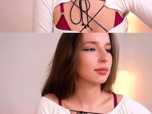 Brunette Solo Webcam Masturbation