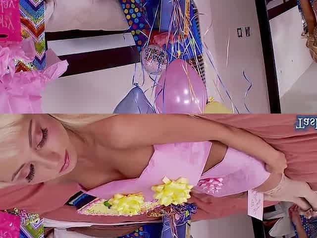 Pretty Blond Rikki Six Gives Tasha Reign The Superlatively good Gift Ever!