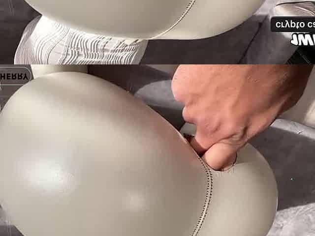 Mouth-watering sight of the flawless bootie in leather leggings, doggystyle action with the massive dick - hot, raunchy sex!