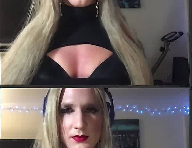 Hawt T-girl Camming Weenie and Anal