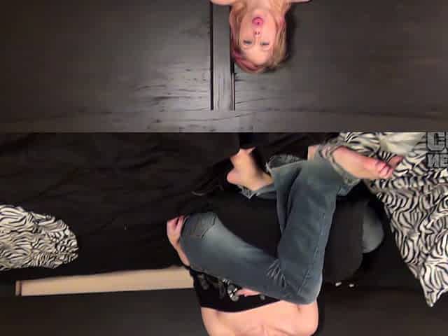 Really Hot Iowa Girl Masturbating In Her Parents Bedroom